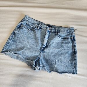 Banana Republic Acid Wash High Rise Girlfriend Shorts | Size 14